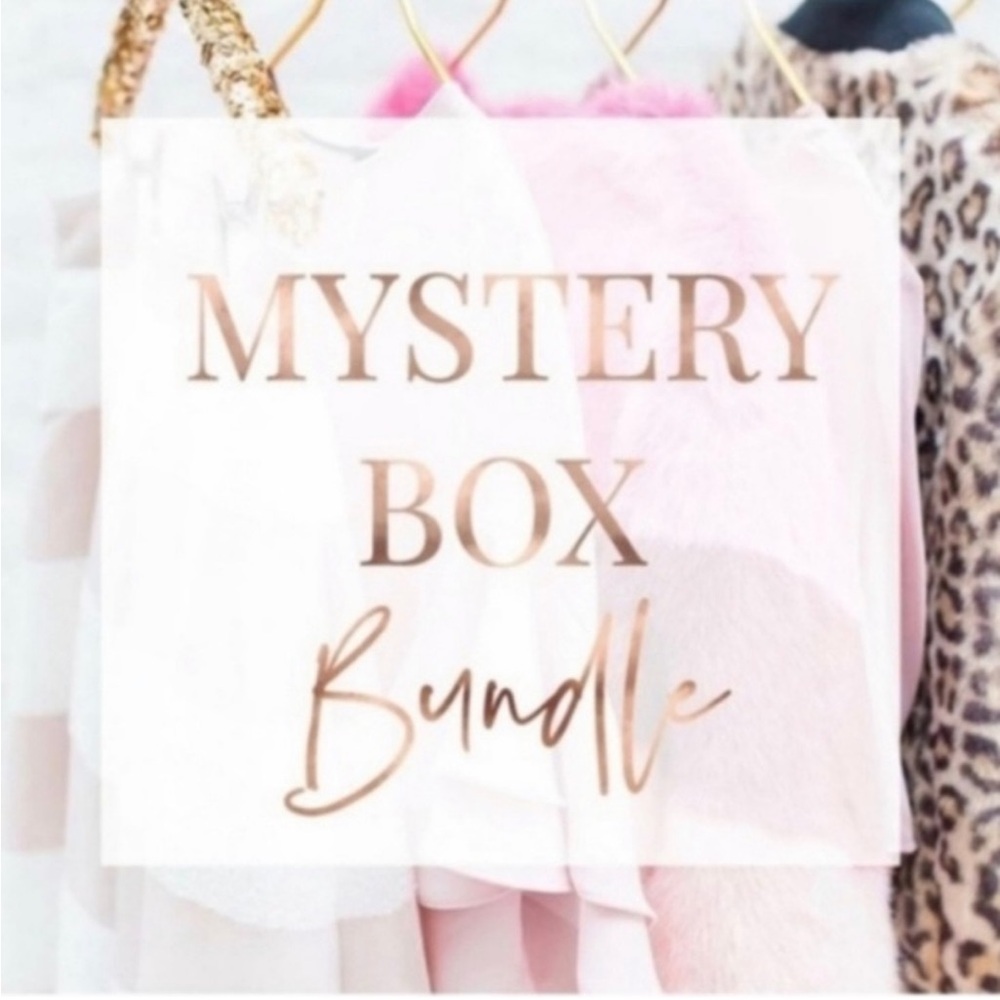 Women's Size Small‎ Mystery Box - 5 Clothing Items - Trendy Mixed Styles